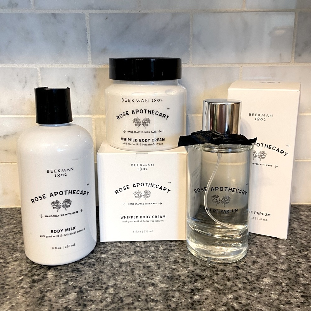 Schitt’s Creek Rose Apothecary Gift Set by Beekman 1802 🌹